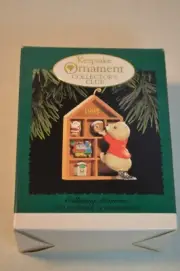 HALLMARK KEEPSAKE COLLECTOR'S CLUB 1995 CHRISTMAS ORNAMENT,COLLECTING MEMORIES