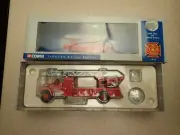 Ltd Edn Corgi Classics Fire Rescue 1:50 53001 Mack Rear Mount Ladder Milwaukee