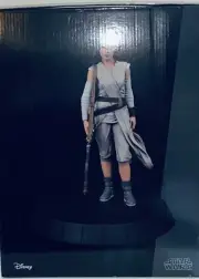 STAR WARS DIAMOND SELECT TOYS REY(JAKKU)1:6 SCALE STATUE GENTLE GIANT LTD 337/1K