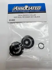 Team Associated 81492 RC8B3.1 Shock Collar And Seal Retainer Set. Black