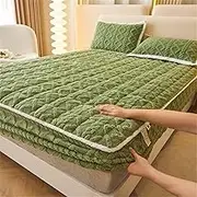 Lyvara Luxury Mattress Covers, Mattress Protector Queen Velvet Mattress Cover Soft Comfort Cotton Bedspread Non-Slip Mattress Dust Cover Mattress Protector(Color:Green,Size:59.06 * 78.74in)