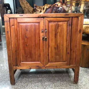 早期檜木櫃