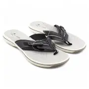 Clarks Women's Brinkley Jazz Flip-Flop (Size 9)