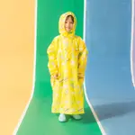 【KK】OUTPERFORM奧德蒙雨衣 兒童背包款半開連身-趣味香蕉 兒童雨衣
