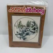 Vintage Sunset Designs Winter Snowfall #2474 Stitchery Kit Wool New