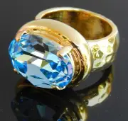 Oval Gold Plated 24K Hammered Ring Set w Shiny Blue Swarovski Crystal Sz 6.75