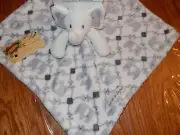 NEW BLANKET BEYOND SECURITY GRAY ELEPHANT WHITE BACKGROUND GEO LINES FLEECE NEW
