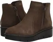 New - Women’s Clarks Airabell Dark Olive Suede Zip Bootie Boots Size 5.5 M