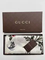 New Unisex Gucci Scarf Kris Knight Floral Ivory Silk Wrap with Gucci Gift Box