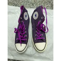在飛比找蝦皮購物優惠-全新converse深紫色高筒帆布鞋 24cm （其一微黃）