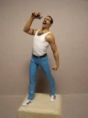 1/18 FIGURE FREDDIE MERCURY VROOM PAINTED FOR MINICHAMPS AUTOART NOREV