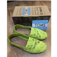 在飛比找蝦皮購物優惠-Toms 專櫃正貨螢光綠蕾絲平底鞋W5(22cm)