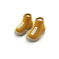在飛比找momo購物網優惠-【Baby 童衣】任選 男女童室內防滑針織鞋襪 冬季寶寶保暖