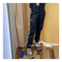 在飛比找蝦皮購物優惠-Linda❤️代購 ⚠️ ADIDAS TRACKPANT 