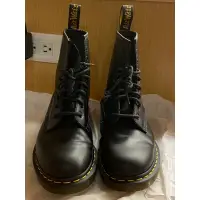 在飛比找蝦皮購物優惠-Dr martens1460 8孔