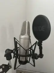 RODE NT2-A Cardioid Condenser Studio Recording Microphone