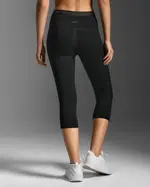 Form Stash Hi-Rise Compression 3/4 Tights with Pockets, 2XU, M, Black/Black, Female