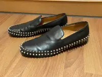 在飛比找Yahoo!奇摩拍賣優惠-Christian Louboutin 紅底鞋釘子樂福鞋