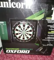 Unicorn Oxford Bristle Dartboard and Cabinet Set w/ Darts NOS Factory Sealed