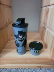Tupperware Batman Super Hero 16oz Flip Top Tumbler + Snack Cup Set New