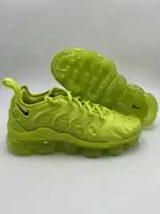 Nike Air VaporMax Plus Tennis Ball Atomic Green DX1784 300 Women’s Size 5.5