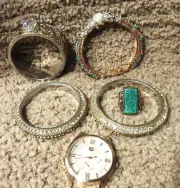 VINTAGE JEWELLERY-4 SPARKLY JEWELL/DIAMONTE ETC BANGLES+LARGE STONE RING+WATCH+
