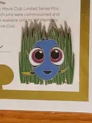 Disney Movie Club VIP Pin “Little Dory” From Finding Dory with COA