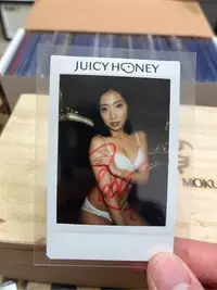 在飛比找Yahoo!奇摩拍賣優惠-Juicy Honey 加美杏奈 拍立得 簽名