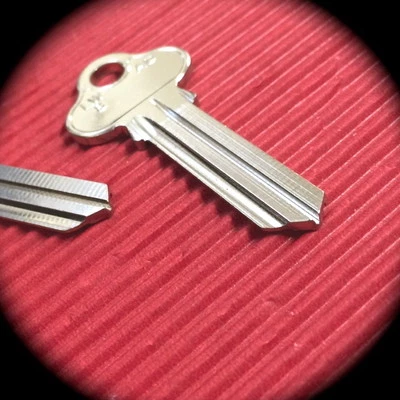 Silca Lockwood Keyblank Pair "AD" LW8 Key Blank-Free Postage!