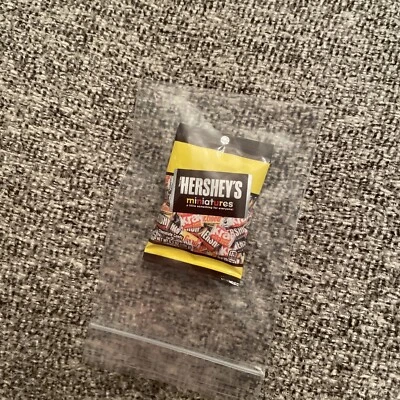 Zuru Mini Brands Hershey’s Miniatures