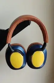 bowers wilkins headphones leather natural