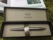 Parker Pen Jotter S/S GT BP Plus Free X’MAS Zipit Monster Pouch
