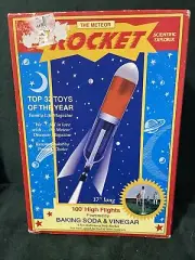 THE METEOR ROCKET KIT Streaks 100' Powered by Baking Soda & Vinegar SEALED