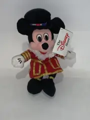 NWT The Disney Store England Beefeater Mickey Mouse Mini Bean Bag Beanie Plush