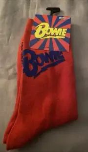 Men’s Crew Socks Singer David Bowie Red Blue Writing Size 7-12 NWT 1 Pair