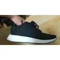 在飛比找蝦皮購物優惠-adidas NMD R2 黑白 二手 運動鞋 慢跑鞋