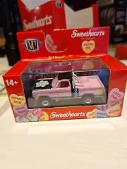 M2 Machines Sweethearts 1979 Dodge 150 Macho Power Wagon