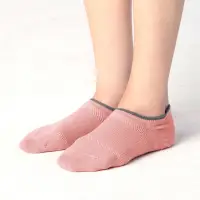 在飛比找momo購物網優惠-【蒂巴蕾】足弓支撐透氣船襪 素色襪(短襪/網眼/素面/踝襪/