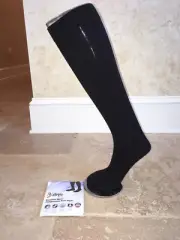 Size S, M, L Black Unisex Closed-toe Nylon 20-30mmHg Compression Knee High Sock