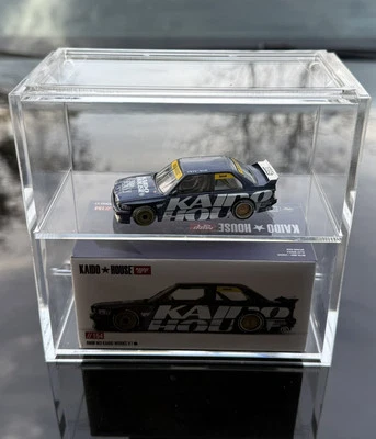 (2) Showcase 1:64 2 Cars Desk Top Collector Display Cases Mijo Exclusives NICE!!