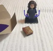 LEGO Agatha Harkness Minifigure Colmar2-1, Marvel Studios Series 2 71039