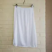 Dixie Belle Under Statements 100% Nylon White Half Slip Size Medium Length 24.5"