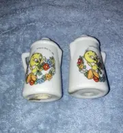 VTG Marriott’s Great America Souvenir Tweety Bird Salt & Pepper Shaker Set Gift