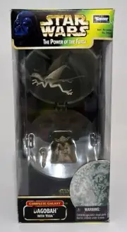 Kenner 1998 Star Wars The Power Of The Force Complete Galaxy Dagobah with Yoda
