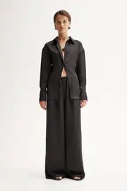 Ella Shirt Black Size 14 | Elka Collective