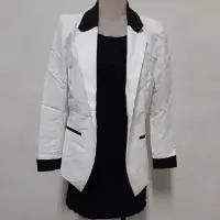 在飛比找蝦皮購物優惠-【清倉甩】F0079 L碼 春秋白色西裝外套 黑白撞色外套 