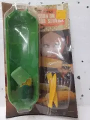Vintage Plastic Corn On The Cob Service Trays Holders partial new set, Read