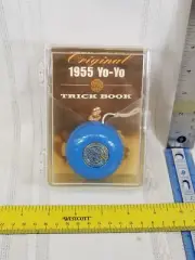 DUNCAN TOY'S Authentic Wooden SUPER TOURNAMENT YO-YO Replica Blue