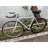 在飛比找蝦皮購物優惠-單速車 二手 fixed gear 白 死飛 有煞車 GOD