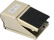 zolyet Pneumatic Foot Pedal Valve 1/4-inch A Inlet & Outlet 1/8-inch Exhaust 4 Way 2 Position Pneumatic A Flow Control Foot Pr Valve Direct Drive pe 4 Way 2 Position